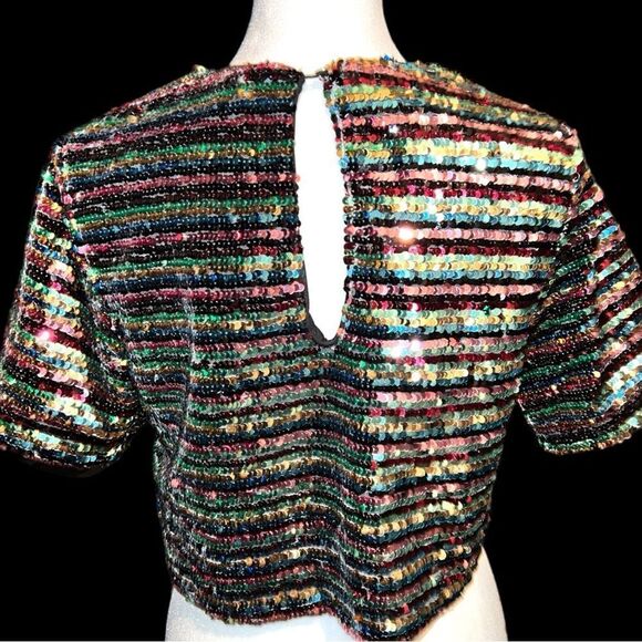 Forever 21 gorgeous sequined crop top! New - Picture 7 of 10